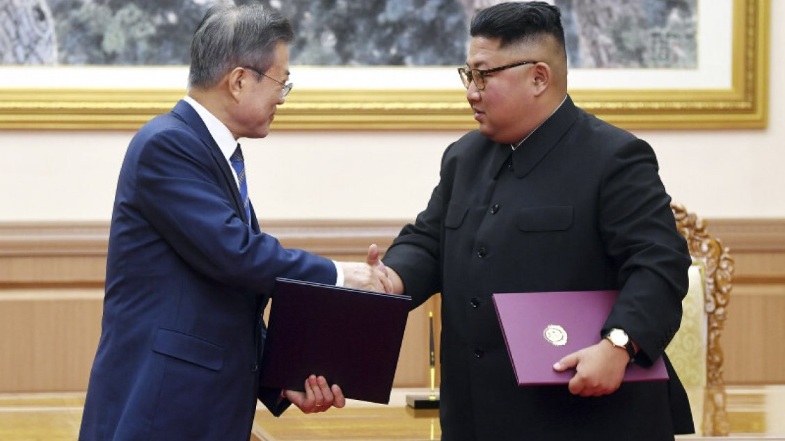 Líderes da Coreia firmam acordo histórico em prol da desnuclearização